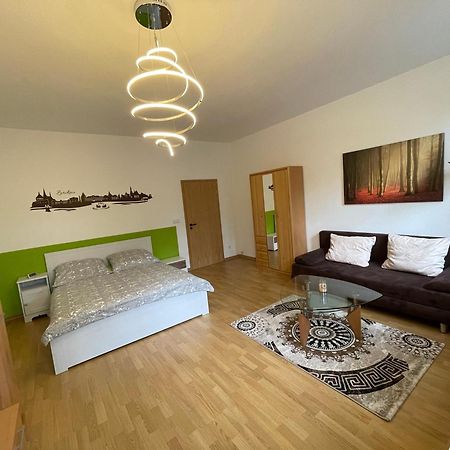 Ferienwohnung Im Zentrum Zwickaus Extérieur photo