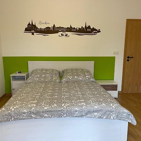 Ferienwohnung Im Zentrum Zwickaus Extérieur photo